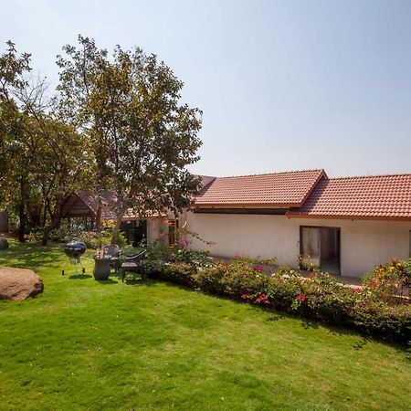 Soul Tree Villa 50 Super Luxury Villa With Heated Plunge Pool And Jacuzzi Lavasa Exterior photo