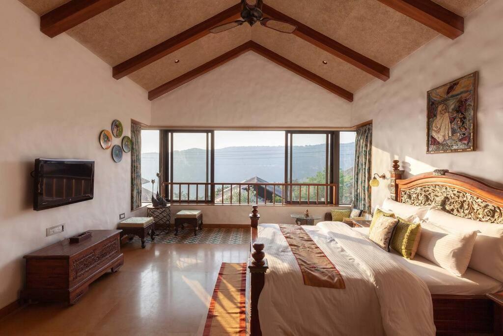 Soul Tree Villa 50 Super Luxury Villa With Heated Plunge Pool And Jacuzzi Lavasa Exterior photo