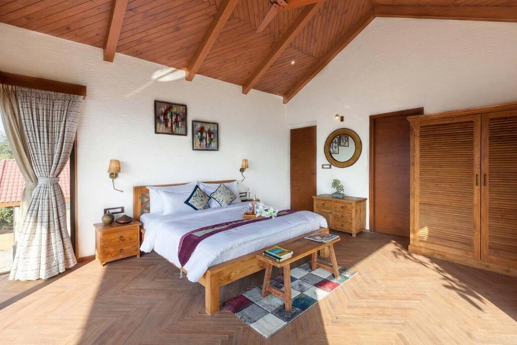 Soul Tree Villa 50 Super Luxury Villa With Heated Plunge Pool And Jacuzzi Lavasa Exterior photo